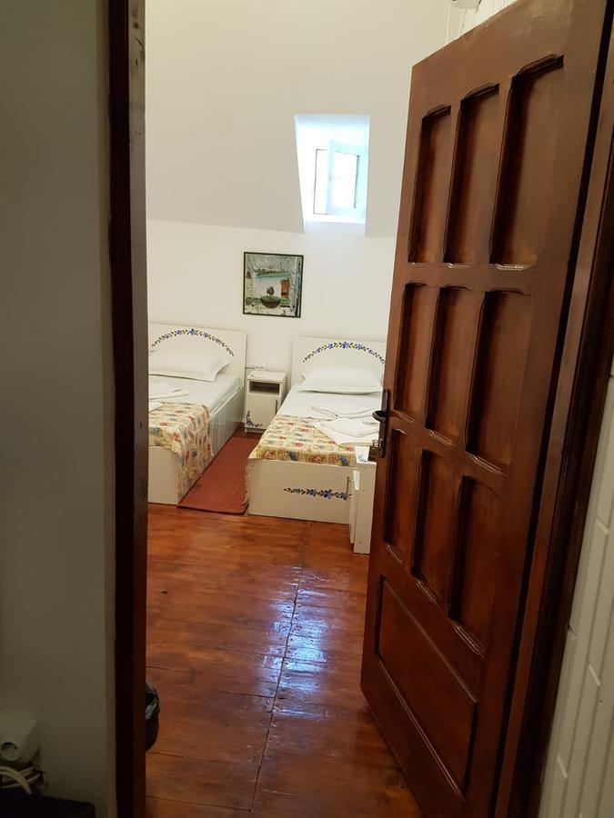 Pensiunea Geostar 2 Curtea de Argeş Екстериор снимка